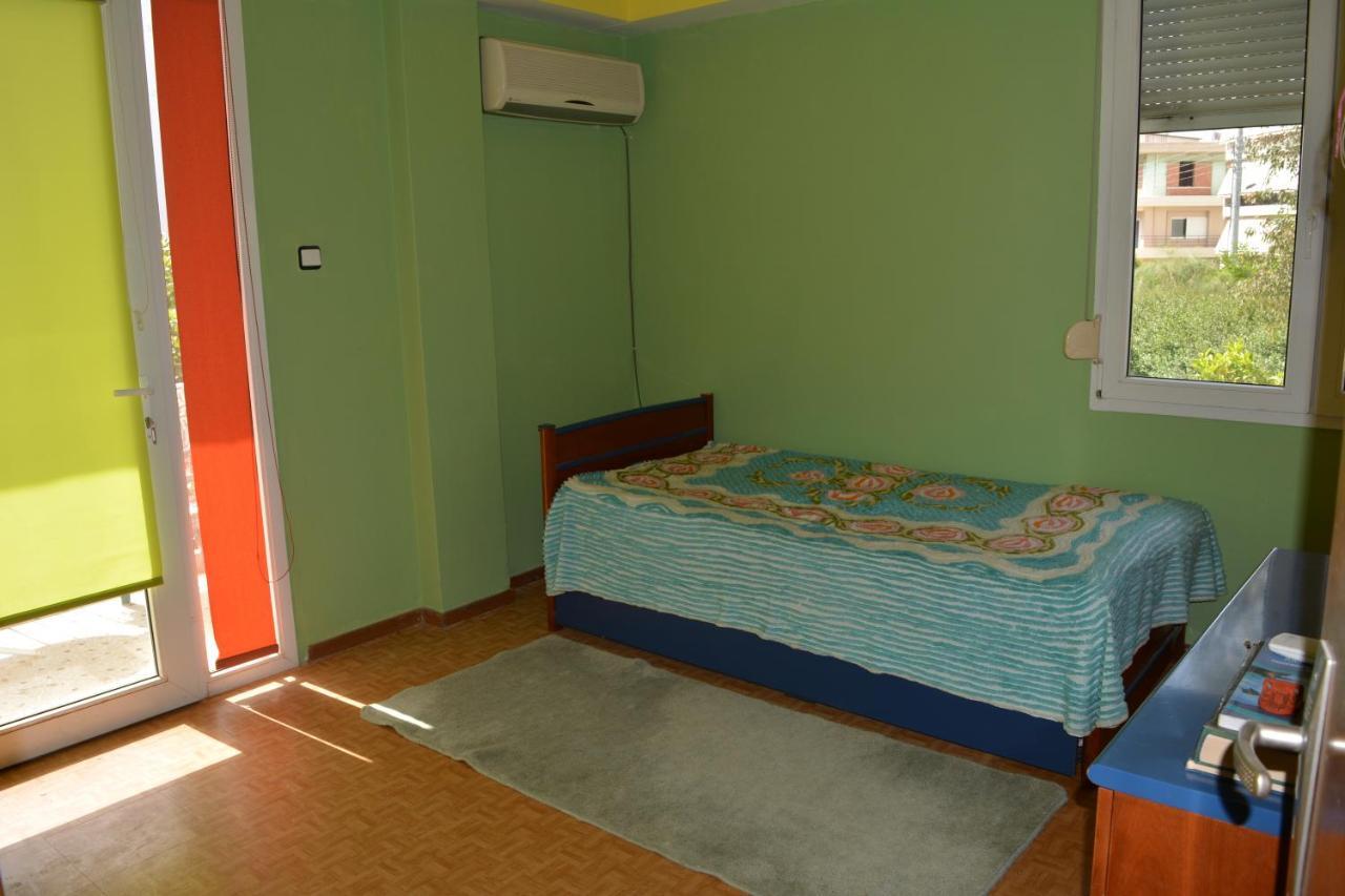 Spacious Apartment With Balconies, Ac, King Bed, Near Dt And Transports 아테네 외부 사진